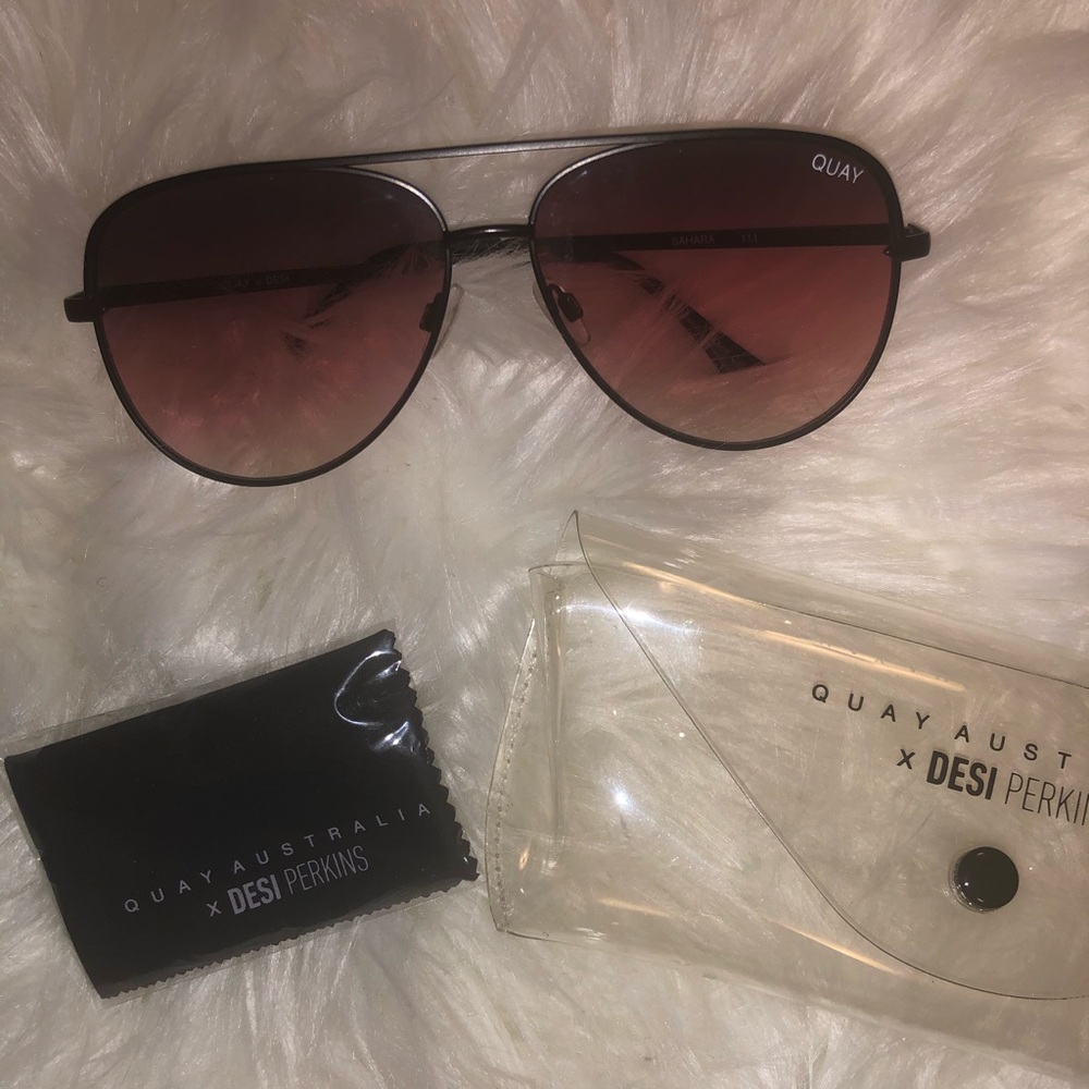 Quay Australia Sahara Aviator Sunglasses Black new
